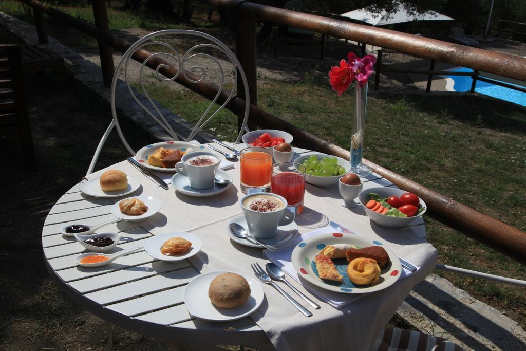 Tenuta Terre Di Bosco Oasi Di Relax Nel Cilento San Giovanni a Piro Exterior foto